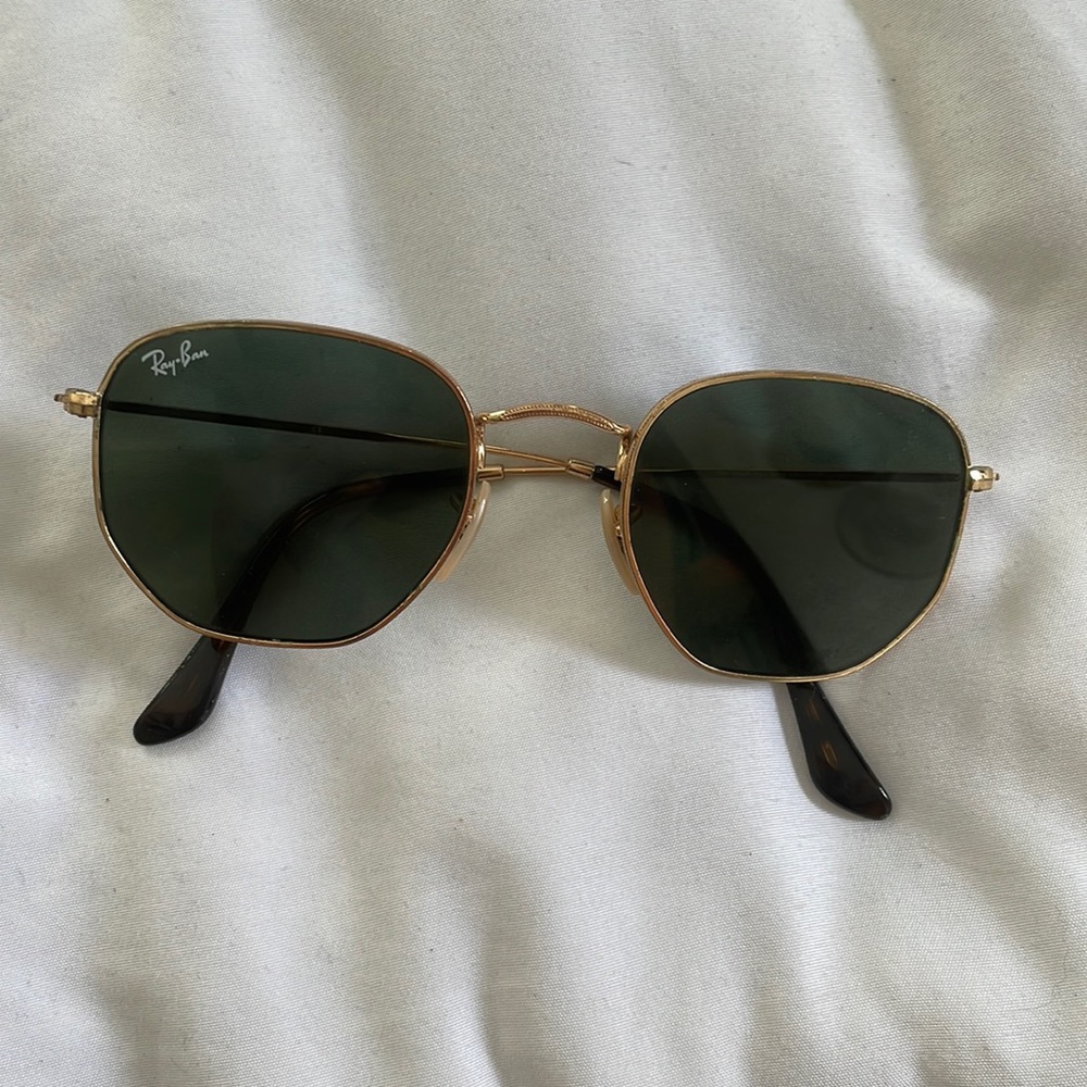 RAY-BAN Hexagonal Flat Sunglasses